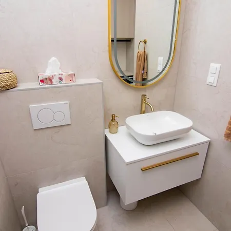 Villa Oasis For With Heated Pool *