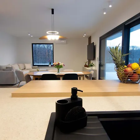 Oasis For With Heated Pool Villa *