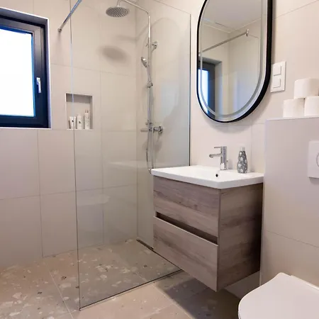 Oasis For With Heated Pool Holiday home *