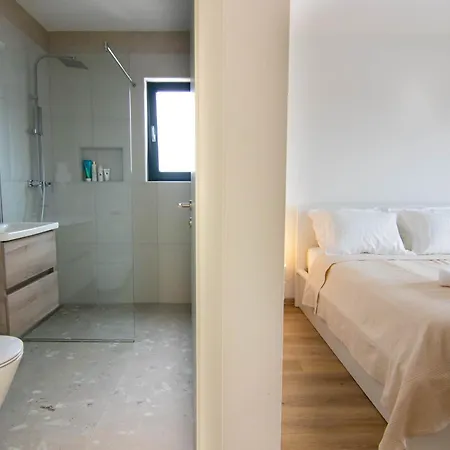 Oasis For With Heated Pool * Imotski